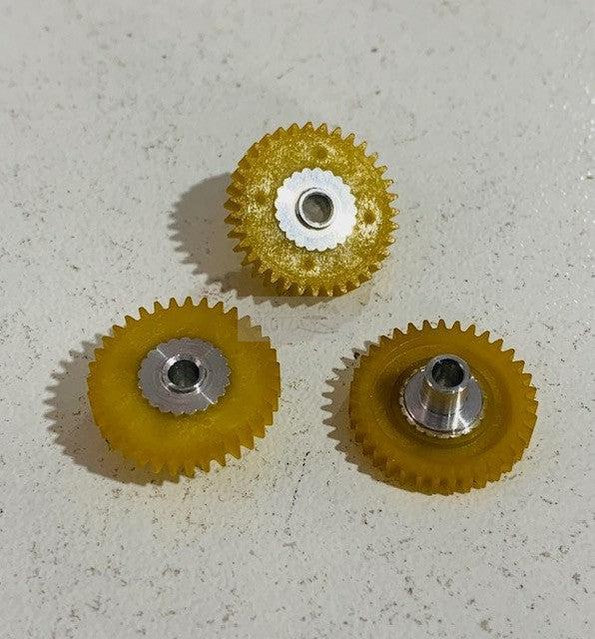 S&K Slot Racing Products 35T 64P 3/32 Axle Gear For Gluing 3564G