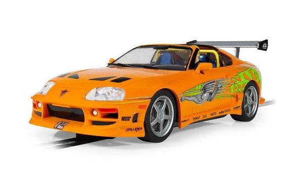 Scalextric Ford Mustang Schwarz und Gold C4405